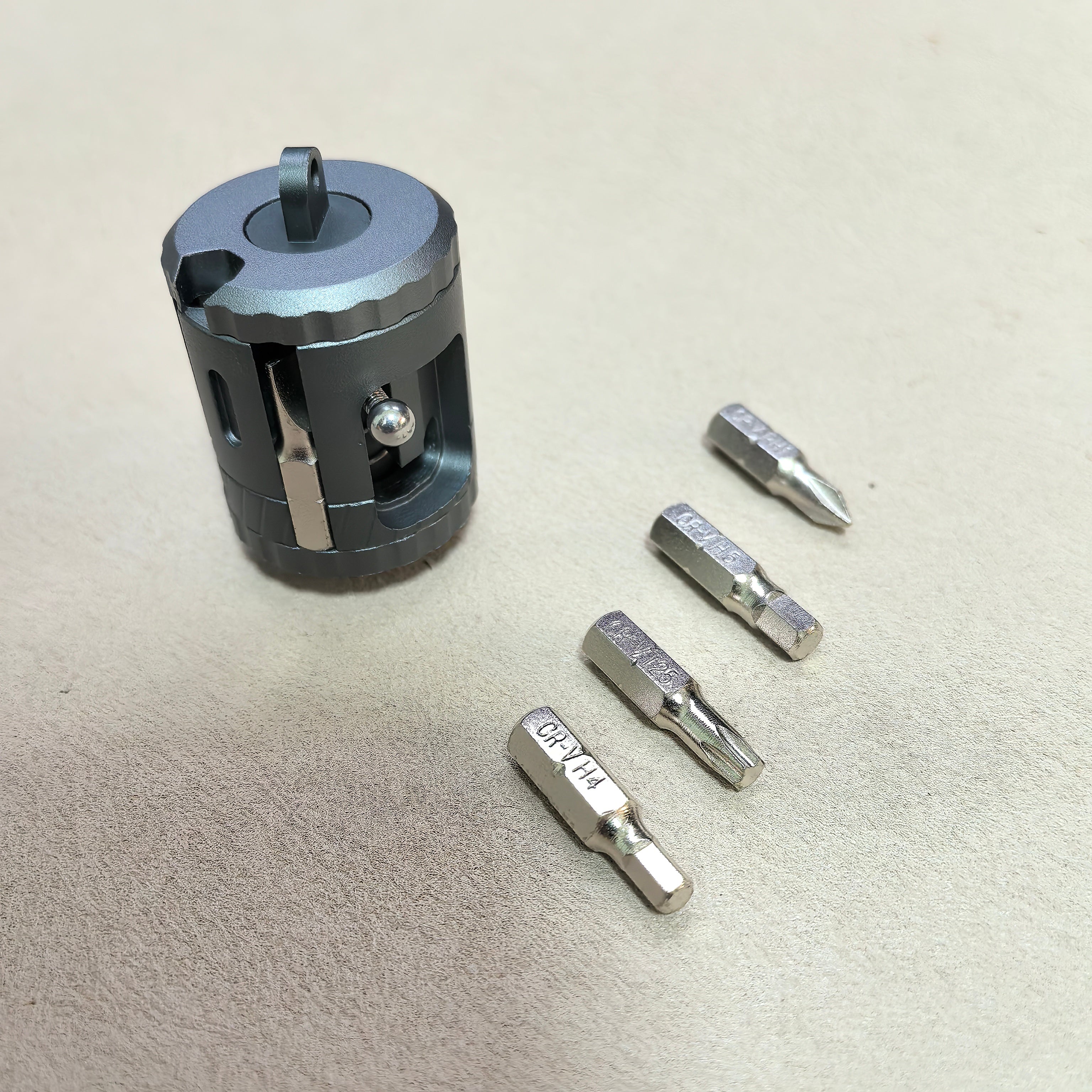 5-in-1 CR-V Steel Screwdriver Bit Set