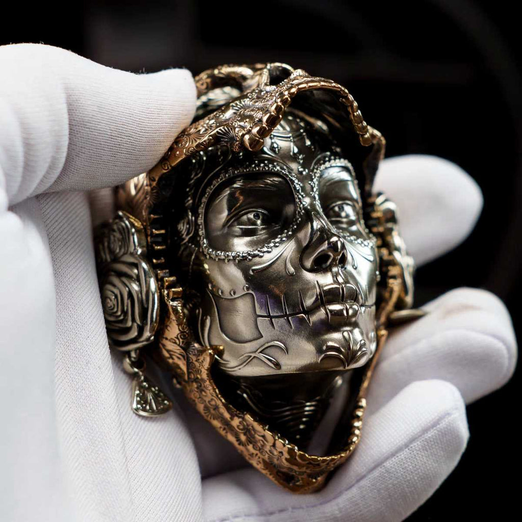 Ornate Metal Skull‑Mask Collectible Fidget Ornament