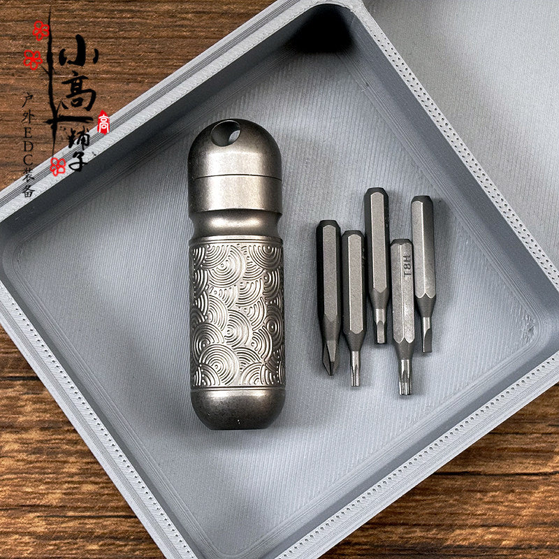 Compact 5-Bit Pocket Carry Tool