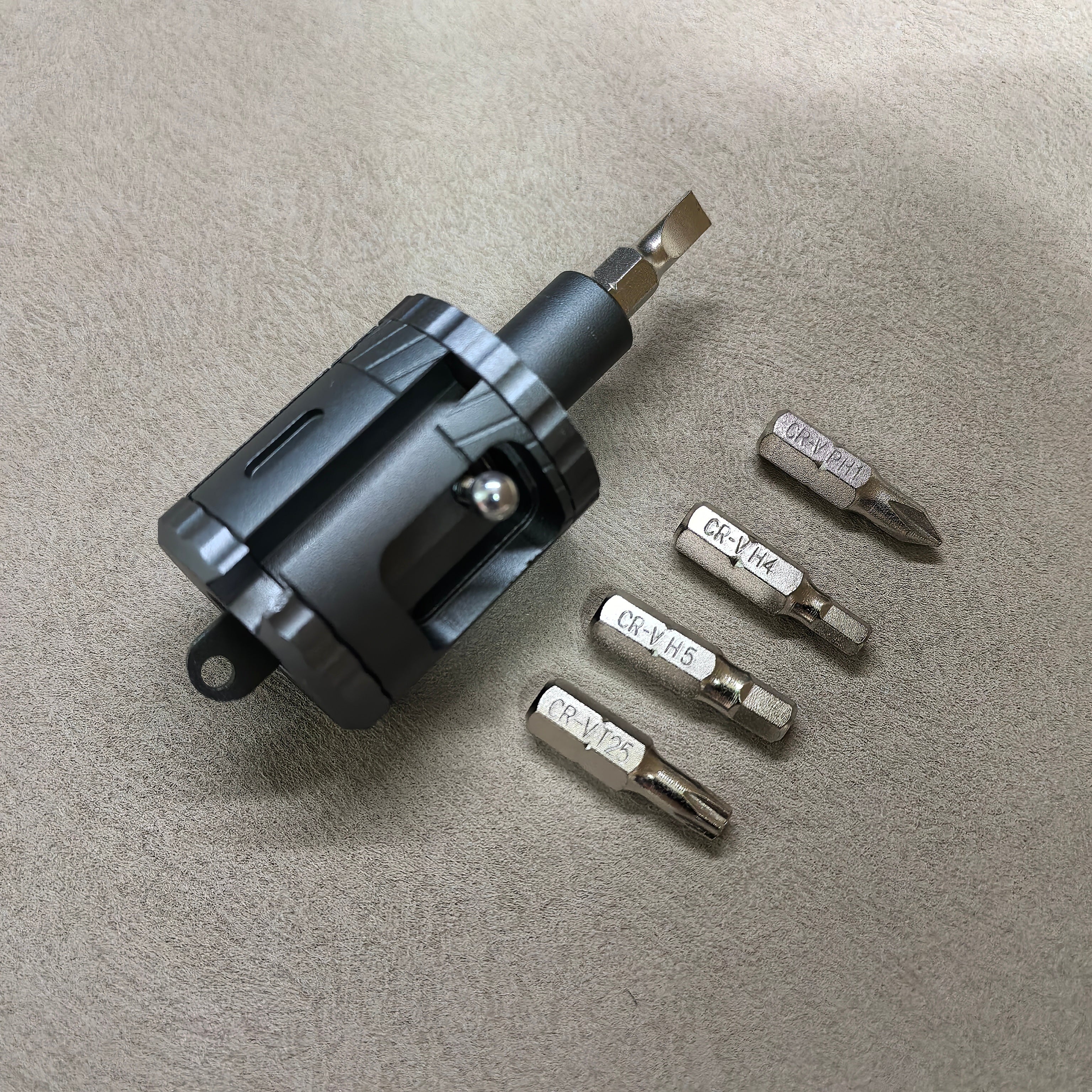 5-in-1 CR-V Steel Screwdriver Bit Set