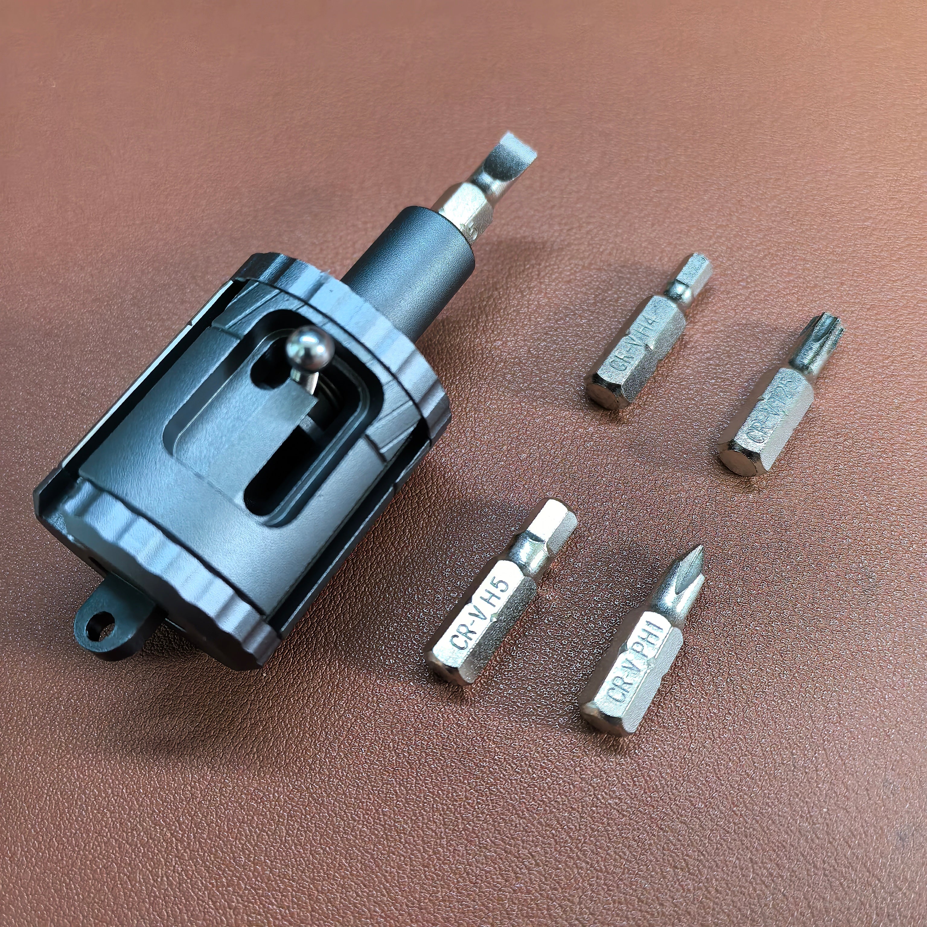 5-in-1 CR-V Steel Screwdriver Bit Set