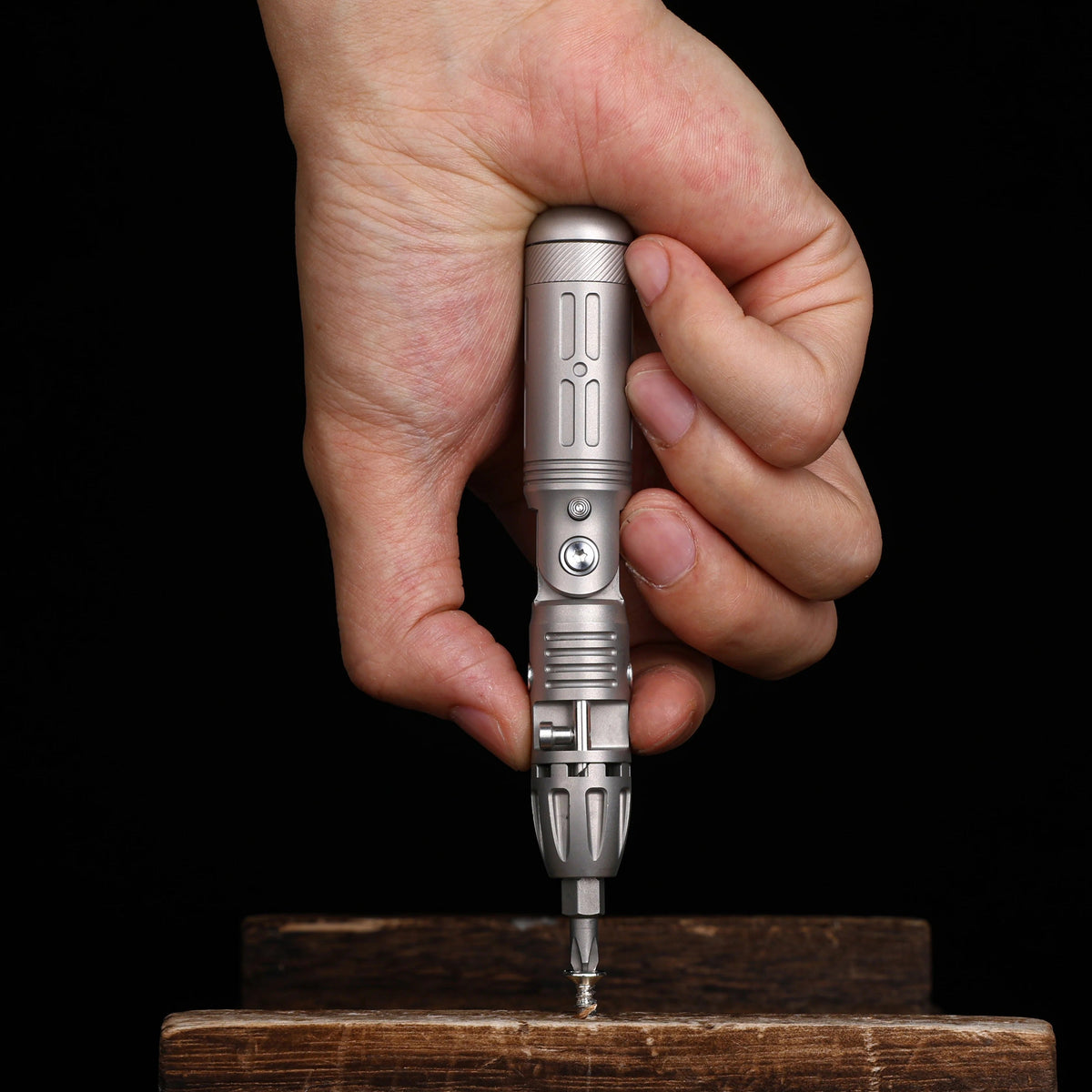 Titanium Multi‑Position Foldable Ratchet Screwdriver | Pocket EDC Repair Tool